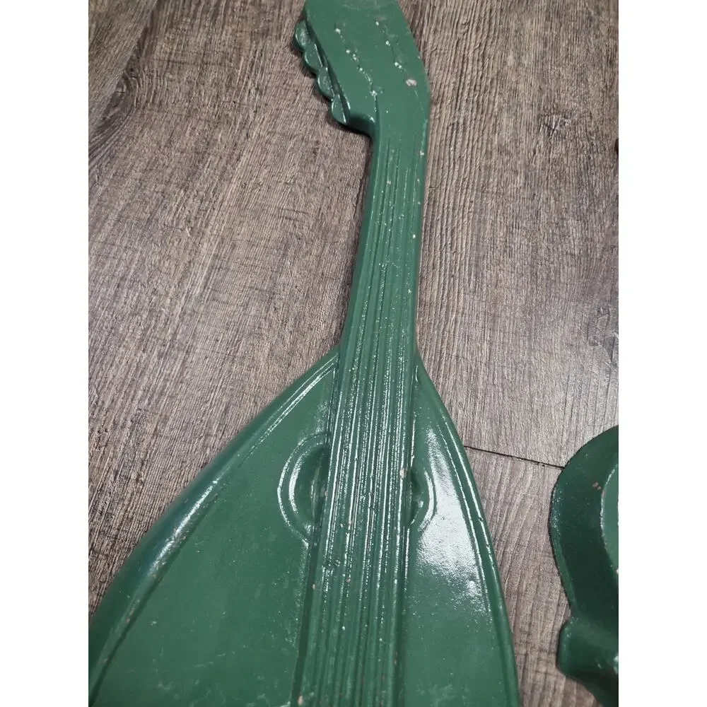 VINTAGE Green Royal Cast METAL WALL HANGINGS- 1 VIOLIN AND 1 MANDOLIN